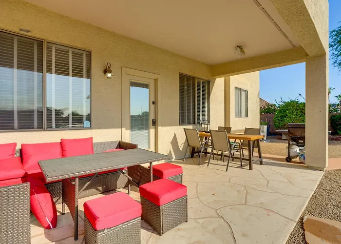 Holiday home Abode: Pool, Views & On-site Fishing